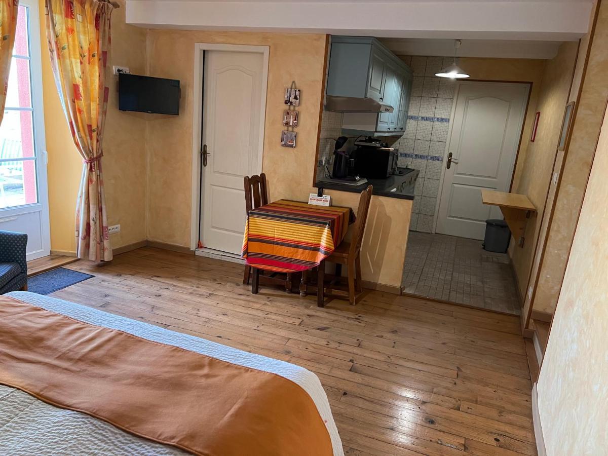 Logis Hotel L'Adourable Auberge Soublecause 외부 사진