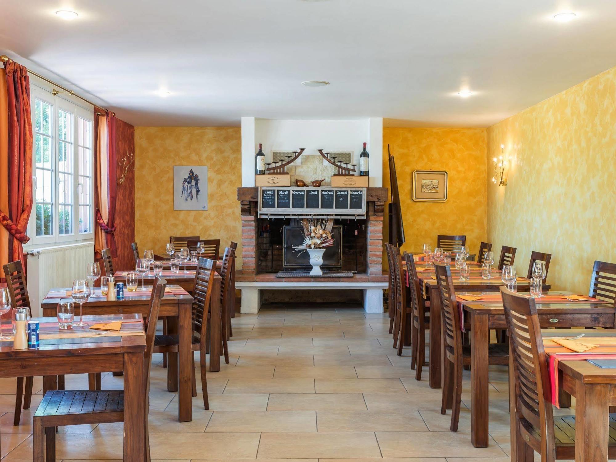 Logis Hotel L'Adourable Auberge Soublecause 외부 사진